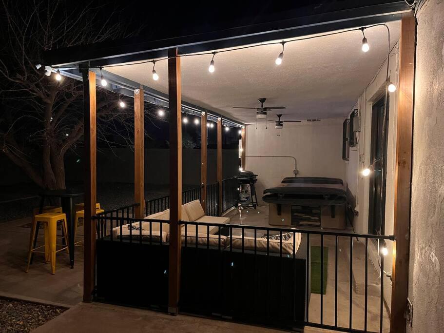 Casa Charleston-3Br-2Bath-Hot Tub-Pet Friendly-No Pet Fees! Villa Albuquerque Bagian luar foto
