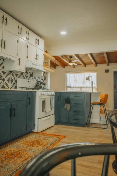 Casa Charleston-3Br-2Bath-Hot Tub-Pet Friendly-No Pet Fees! Villa Albuquerque Bagian luar foto