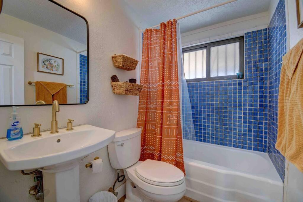 Casa Charleston-3Br-2Bath-Hot Tub-Pet Friendly-No Pet Fees! Villa Albuquerque Bagian luar foto