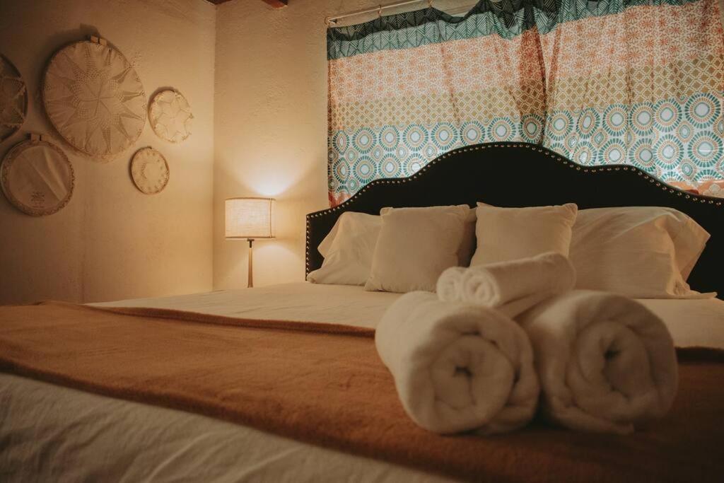 Casa Charleston-3Br-2Bath-Hot Tub-Pet Friendly-No Pet Fees! Villa Albuquerque Bagian luar foto