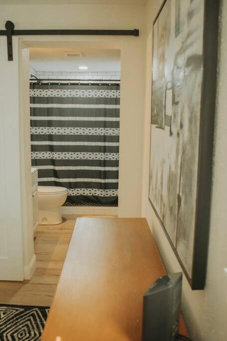 Casa Charleston-3Br-2Bath-Hot Tub-Pet Friendly-No Pet Fees! Villa Albuquerque Bagian luar foto